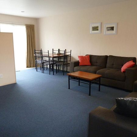 South Park Motel Мастертон Экстерьер фото